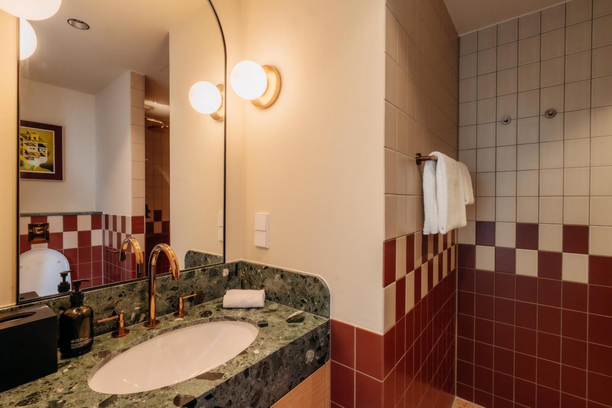 De Plesman Hotel Хага Екстериор снимка