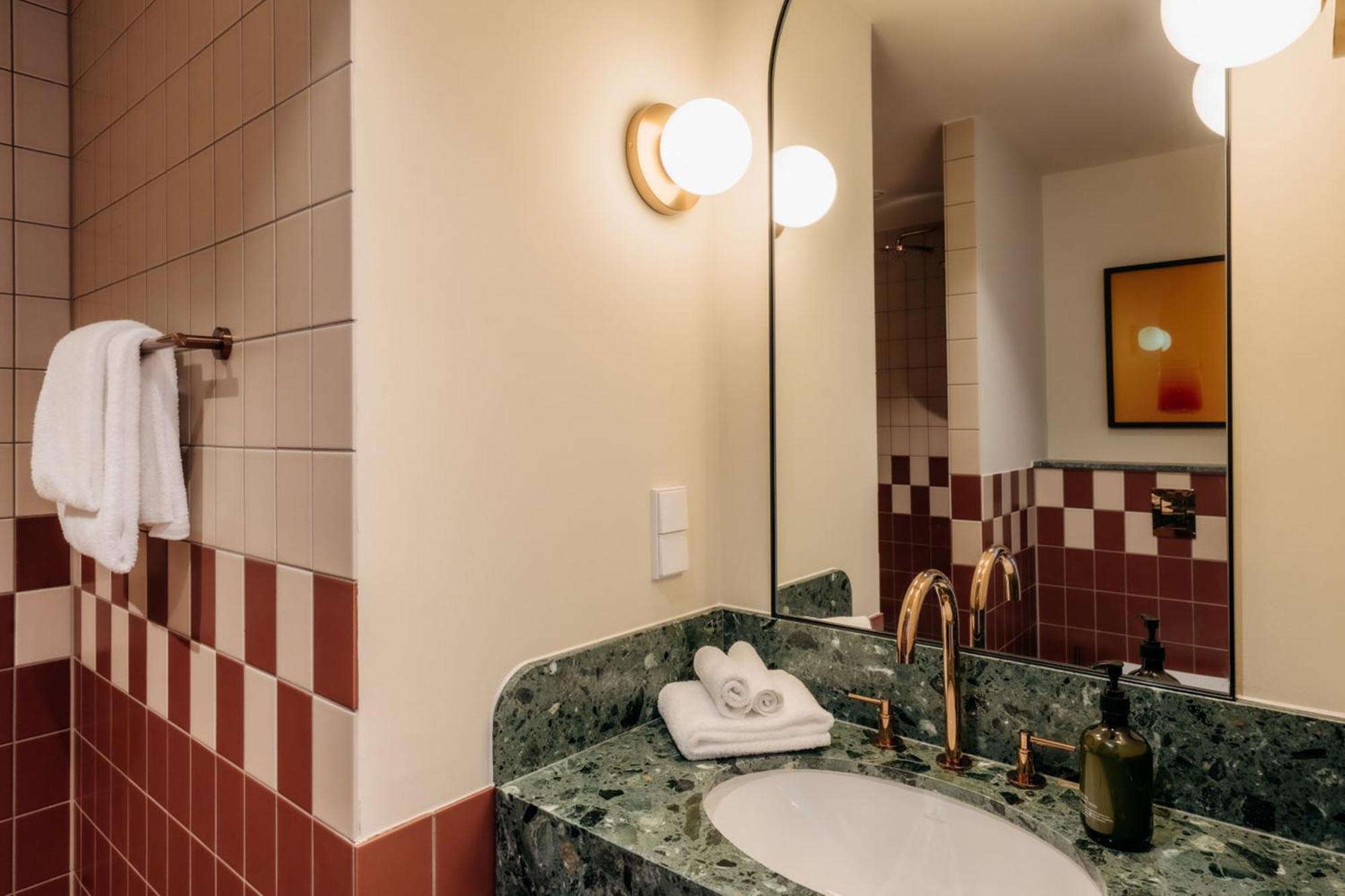 De Plesman Hotel Хага Екстериор снимка